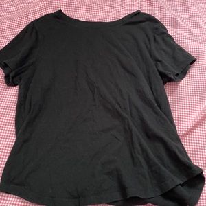 old navy black tee